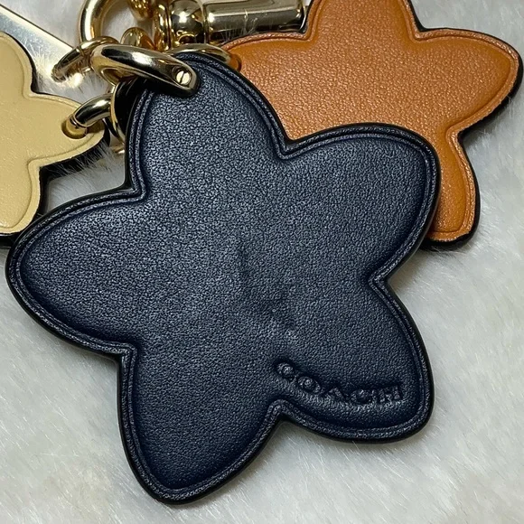 Coach wildflower cluster bag charm - Picture 5 of 11